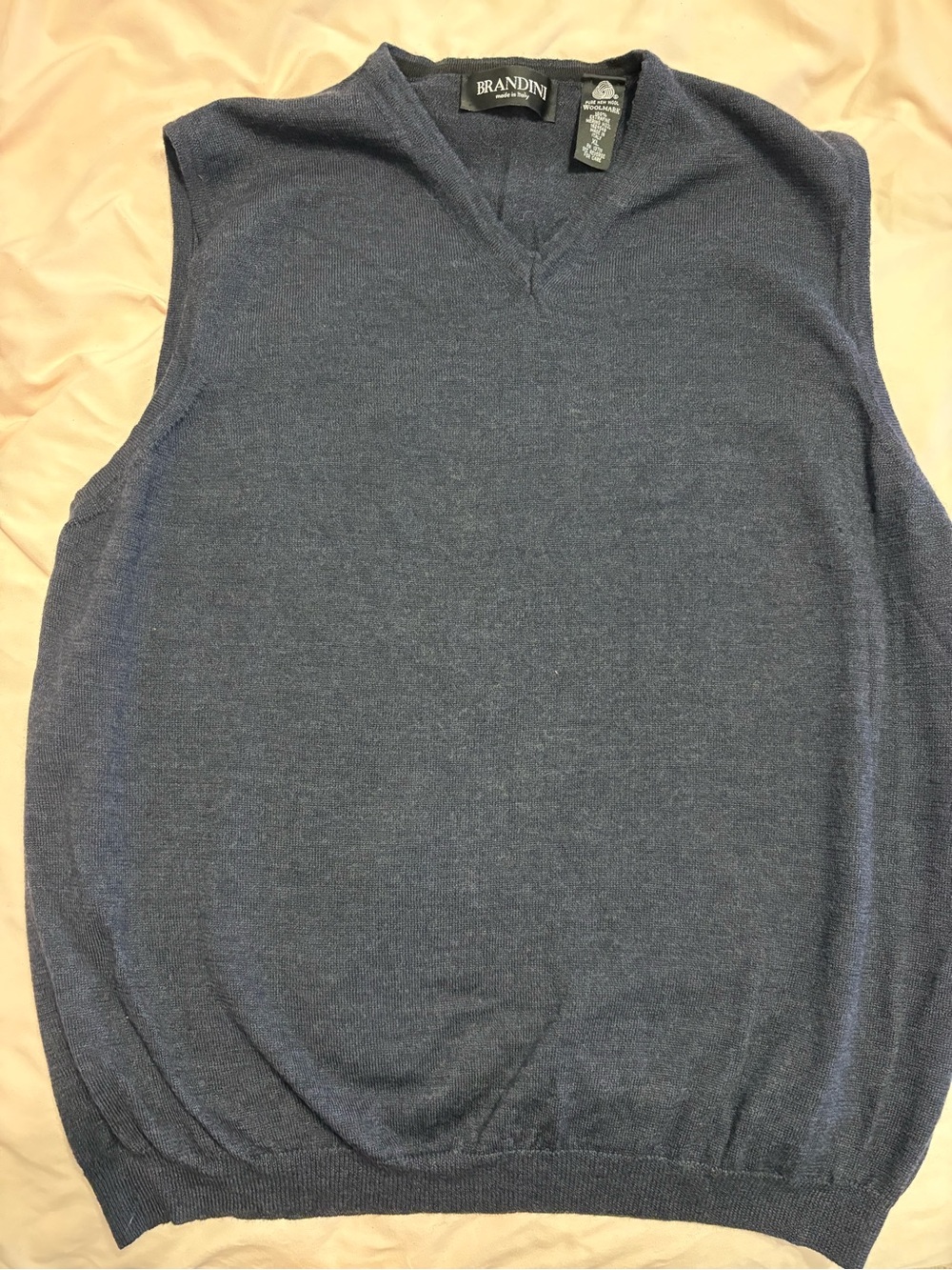 Brandin gray V-Neck Sleeveless Sweater